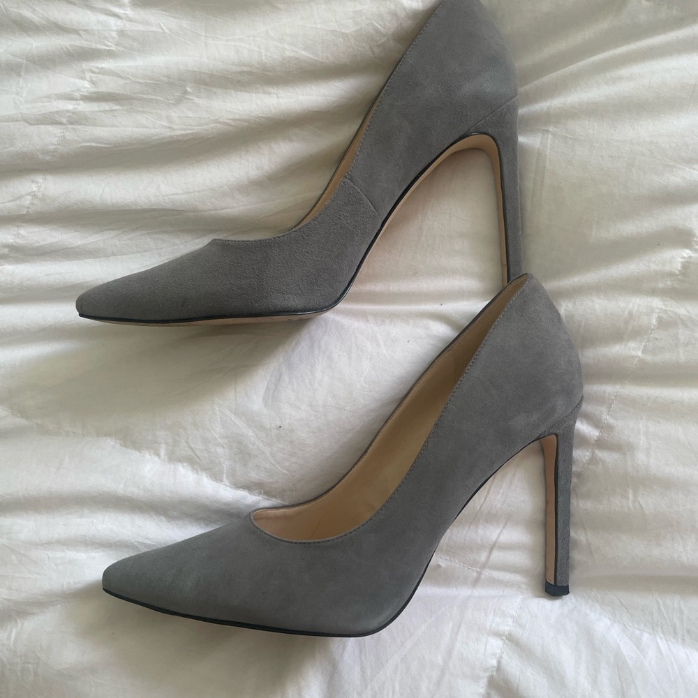 Nine West Classic Gray Heels